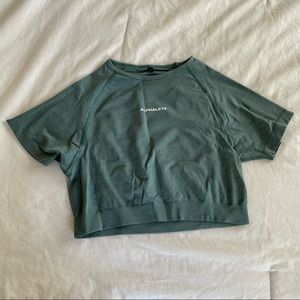 Alphalete workout amplify crop top